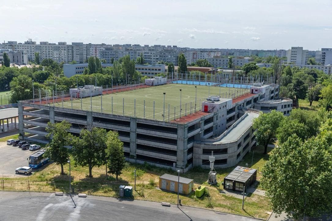 Бухарест открывает более 1700 платных парковочных мест в июле
