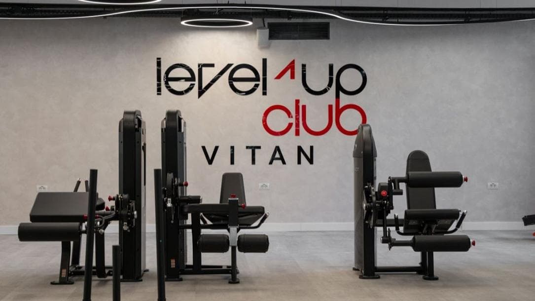 Фитнес-сеть Sweat переименована в Level Up: новый зал в Бухаресте